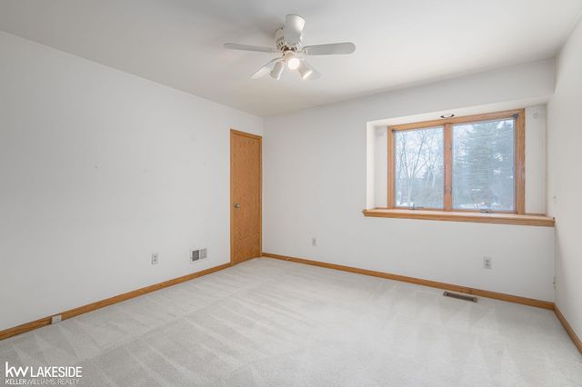 47846 North Avenue, Macomb Twp, MI 48042