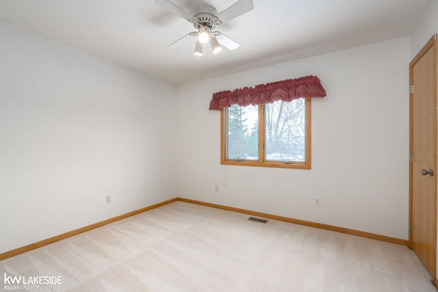 47846 North Avenue, Macomb Twp, MI 48042