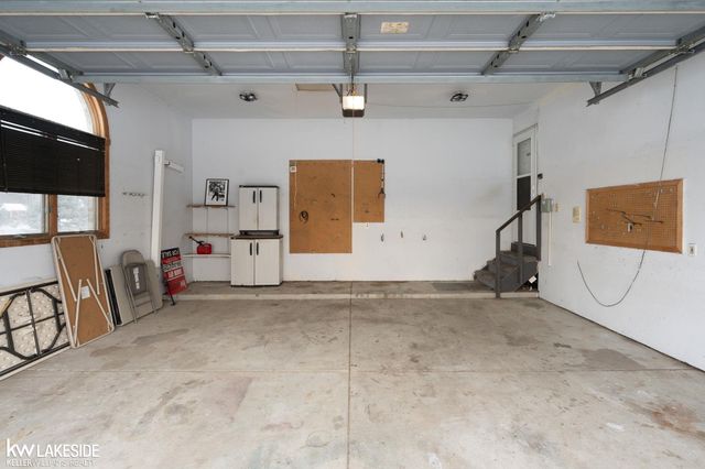 47846 North Avenue, Macomb Twp, MI 48042