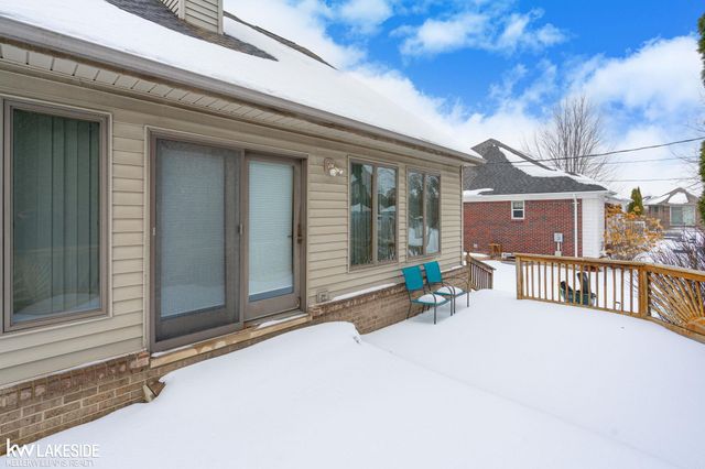 47846 North Avenue, Macomb Twp, MI 48042