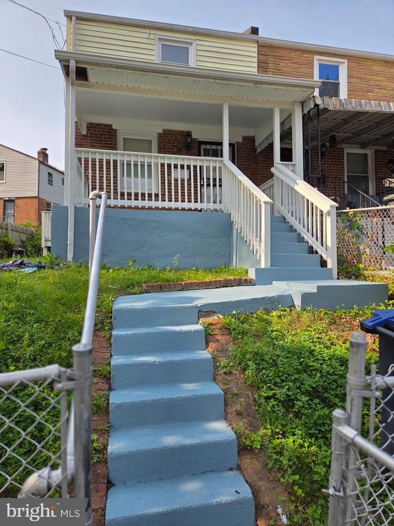 5213 JUST ST NE, Washington, DC 20019