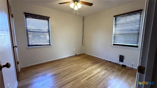 1102 S 27th Street, Copperas Cove, TX 76522