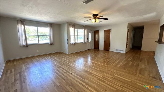 1102 S 27th Street, Copperas Cove, TX 76522