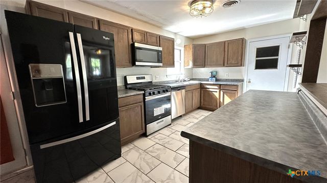 1102 S 27th Street, Copperas Cove, TX 76522