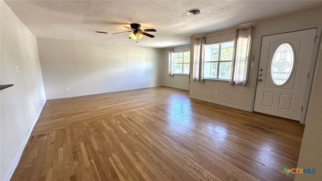 1102 S 27th Street, Copperas Cove, TX 76522