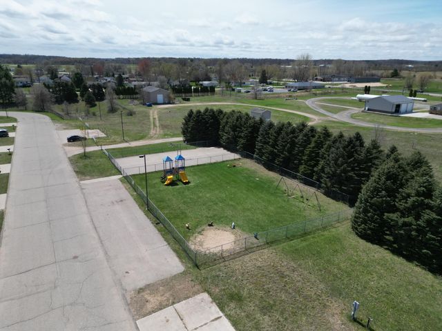 20768 Kalamazoo Road, Big Rapids, MI 49307