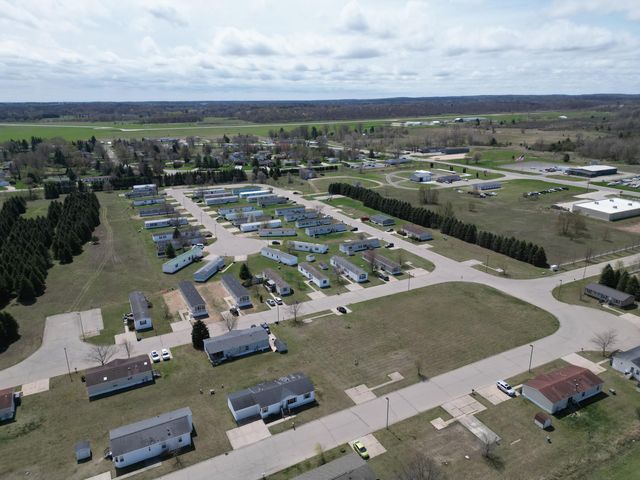 20768 Kalamazoo Road, Big Rapids, MI 49307