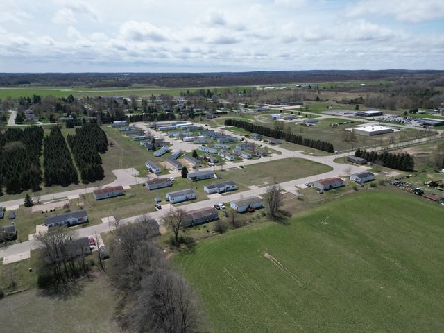 20768 Kalamazoo Road, Big Rapids, MI 49307