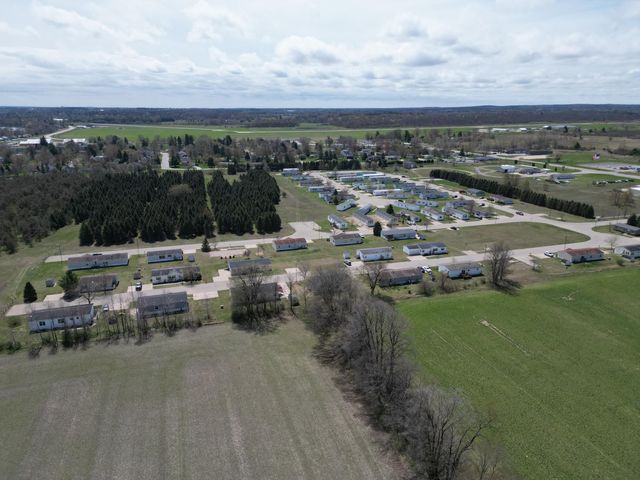 20768 Kalamazoo Road, Big Rapids, MI 49307