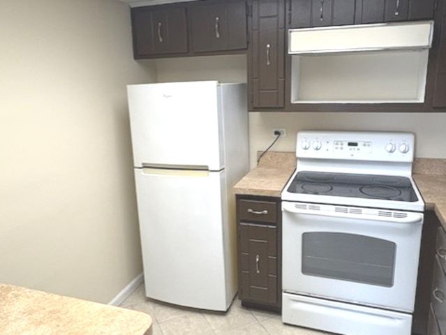 820 Elder Road C115, Homewood, IL 60430