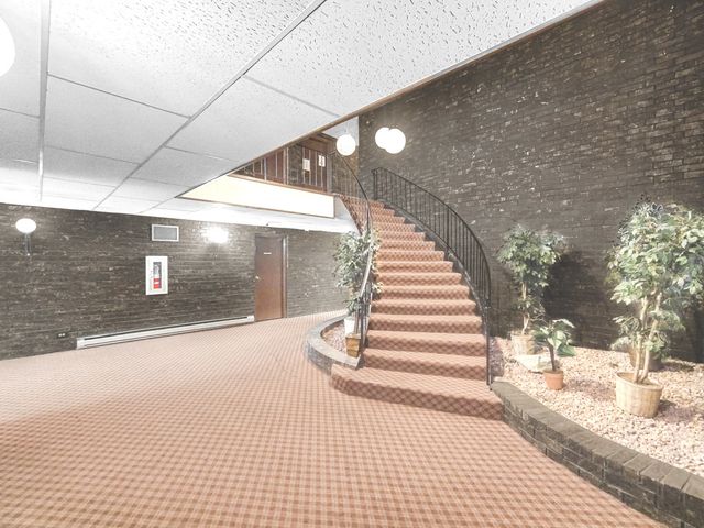 820 Elder Road C115, Homewood, IL 60430