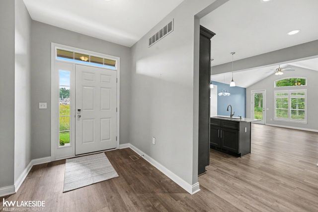 48461 Birmingham Drive, Chesterfield Twp, MI 48047