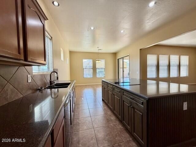 11919 W MONTE LINDO Lane, Sun City, AZ 85373