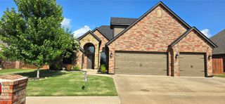 11416 Fairways Avenue, Yukon, OK 73099