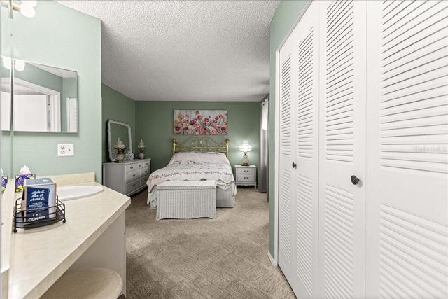 7885 MIDWAY DRIVE TERRACE E101, Ocala, FL 34472