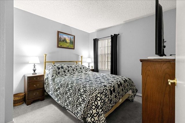 7885 MIDWAY DRIVE TERRACE E101, Ocala, FL 34472