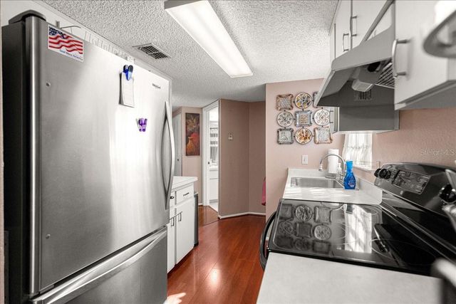 7885 MIDWAY DRIVE TERRACE E101, Ocala, FL 34472