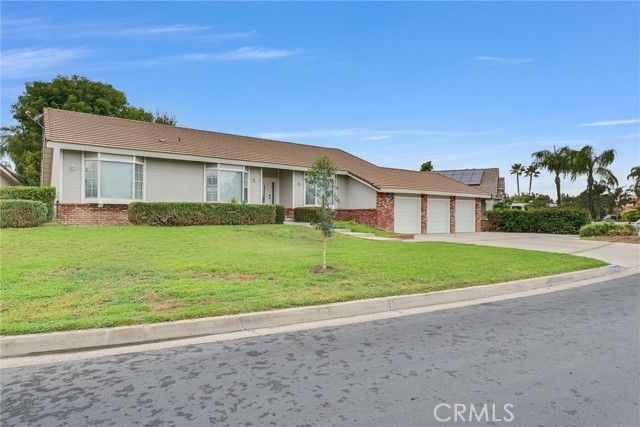 30279 Clear Water, Canyon Lake, CA 92587