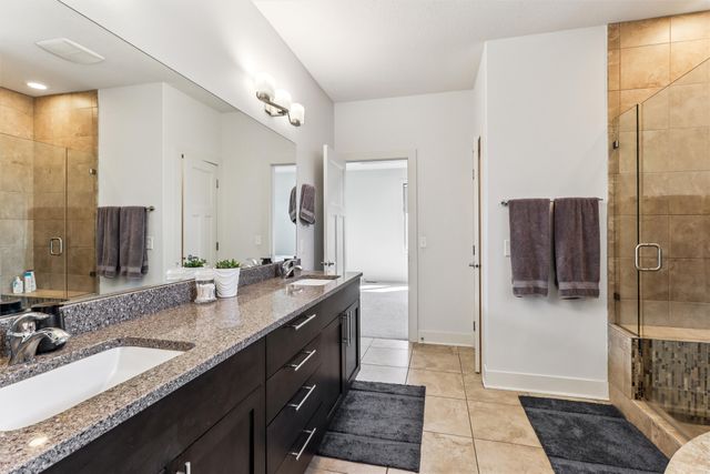 4485 NW 167th Street, Clive, IA 50325