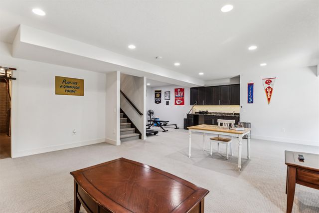 4485 NW 167th Street, Clive, IA 50325