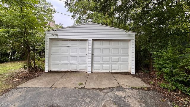 3700 Blanche Avenue, Cleveland Heights, OH 44118