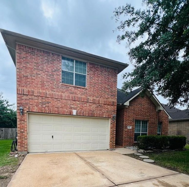 9219 Hidden Lake E, Magnolia, TX 77354