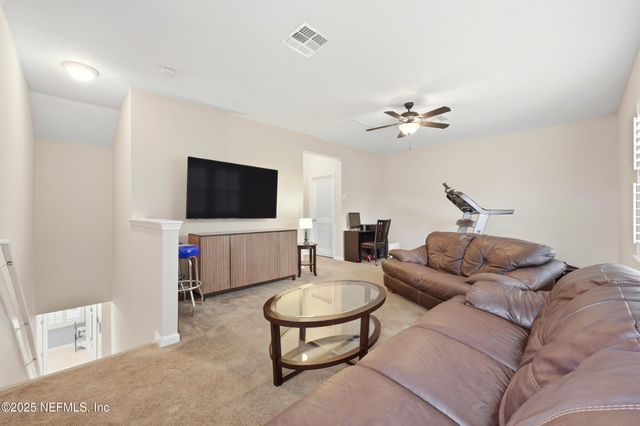 221 TOLLERTON Avenue, St. Johns, FL 32259