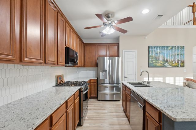 6204 Crescent Street, North Richland Hills, TX 76180