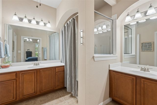 6204 Crescent Street, North Richland Hills, TX 76180