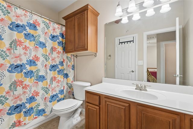 6204 Crescent Street, North Richland Hills, TX 76180