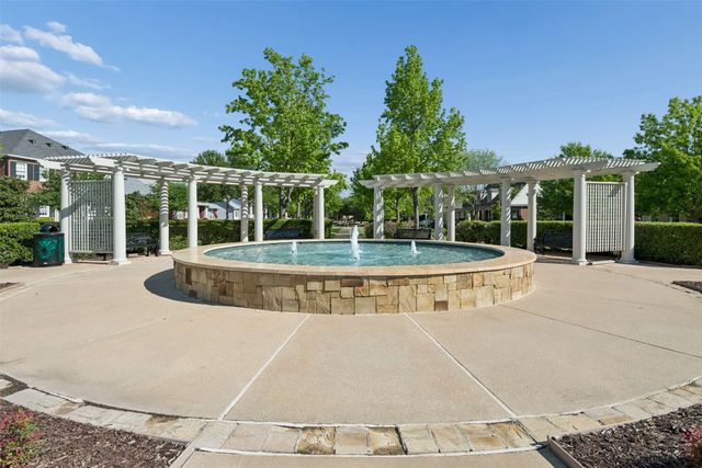 6204 Crescent Street, North Richland Hills, TX 76180