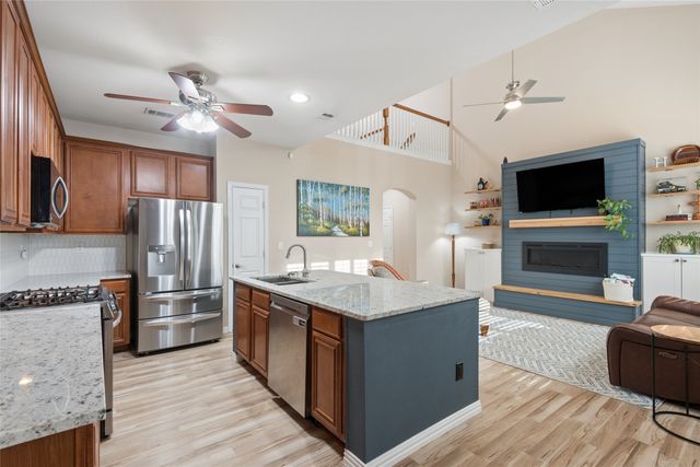 6204 Crescent Street, North Richland Hills, TX 76180
