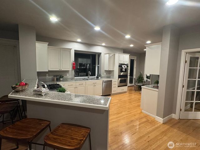 21005 37th Ave SE, Bothell, WA 98021