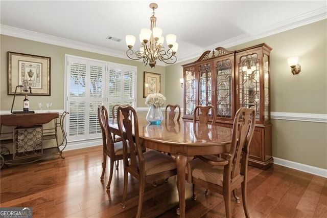 965 Knoll Crest Court, Alpharetta, GA 30004