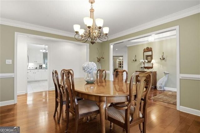 965 Knoll Crest Court, Alpharetta, GA 30004