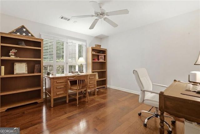 965 Knoll Crest Court, Alpharetta, GA 30004