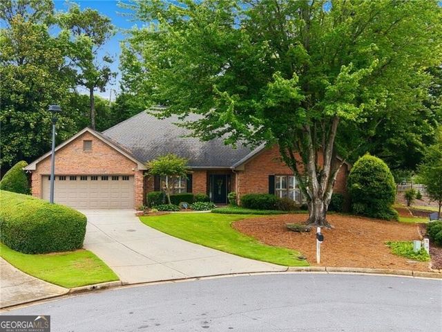 965 Knoll Crest Court, Alpharetta, GA 30004