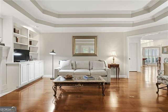 965 Knoll Crest Court, Alpharetta, GA 30004