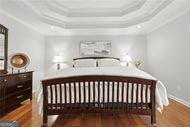 965 Knoll Crest Court, Alpharetta, GA 30004