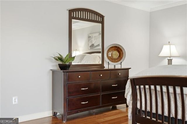 965 Knoll Crest Court, Alpharetta, GA 30004