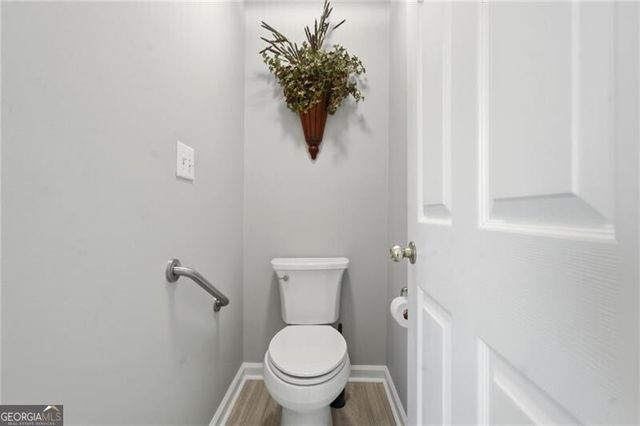 965 Knoll Crest Court, Alpharetta, GA 30004