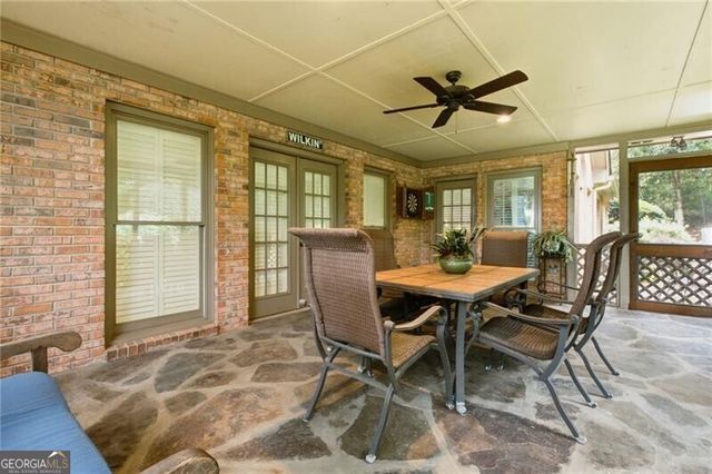965 Knoll Crest Court, Alpharetta, GA 30004