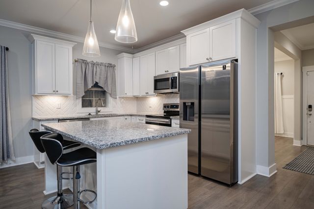 413 Spotted Saddle Ct, Murfreesboro, TN 37129