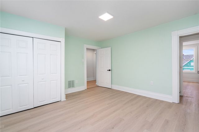 67 Ruth St, Mt Washington, PA 15211