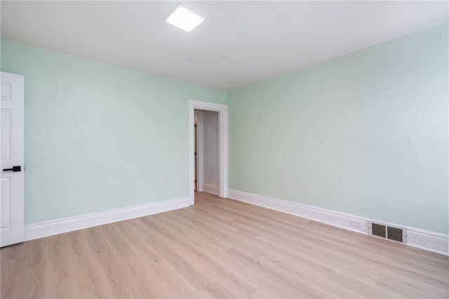 67 Ruth St, Mt Washington, PA 15211