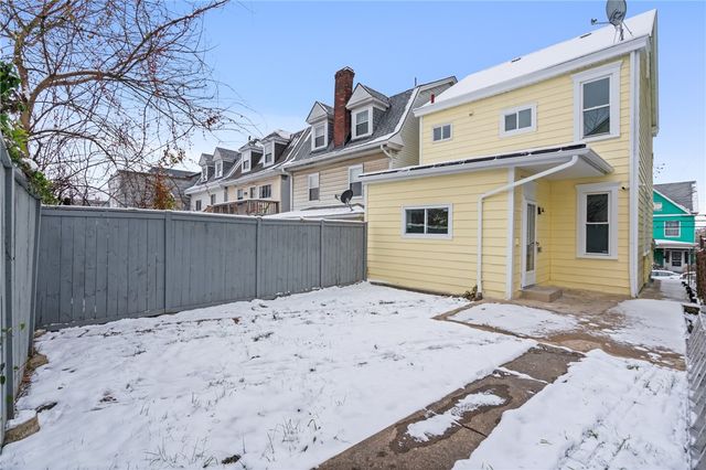 67 Ruth St, Mt Washington, PA 15211