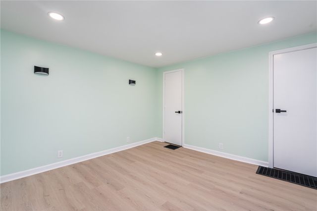 67 Ruth St, Mt Washington, PA 15211