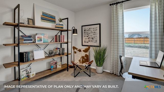 708 PRINCE ALBERT, Seguin, TX 78155