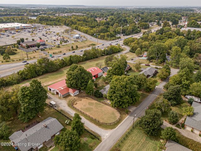 4626 Glen Rose Rd, Louisville, KY 40229