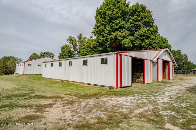4626 Glen Rose Rd, Louisville, KY 40229